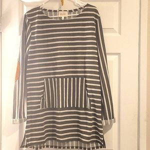 Like new Anthropologie Ella Mara size medium womens long sleeve striped